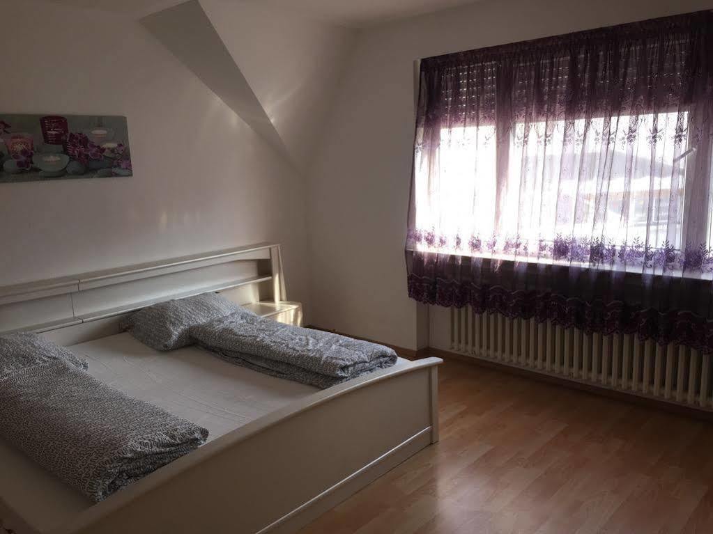 A&S Ferienwohnungen Roonstraße Bonn Exterior foto
